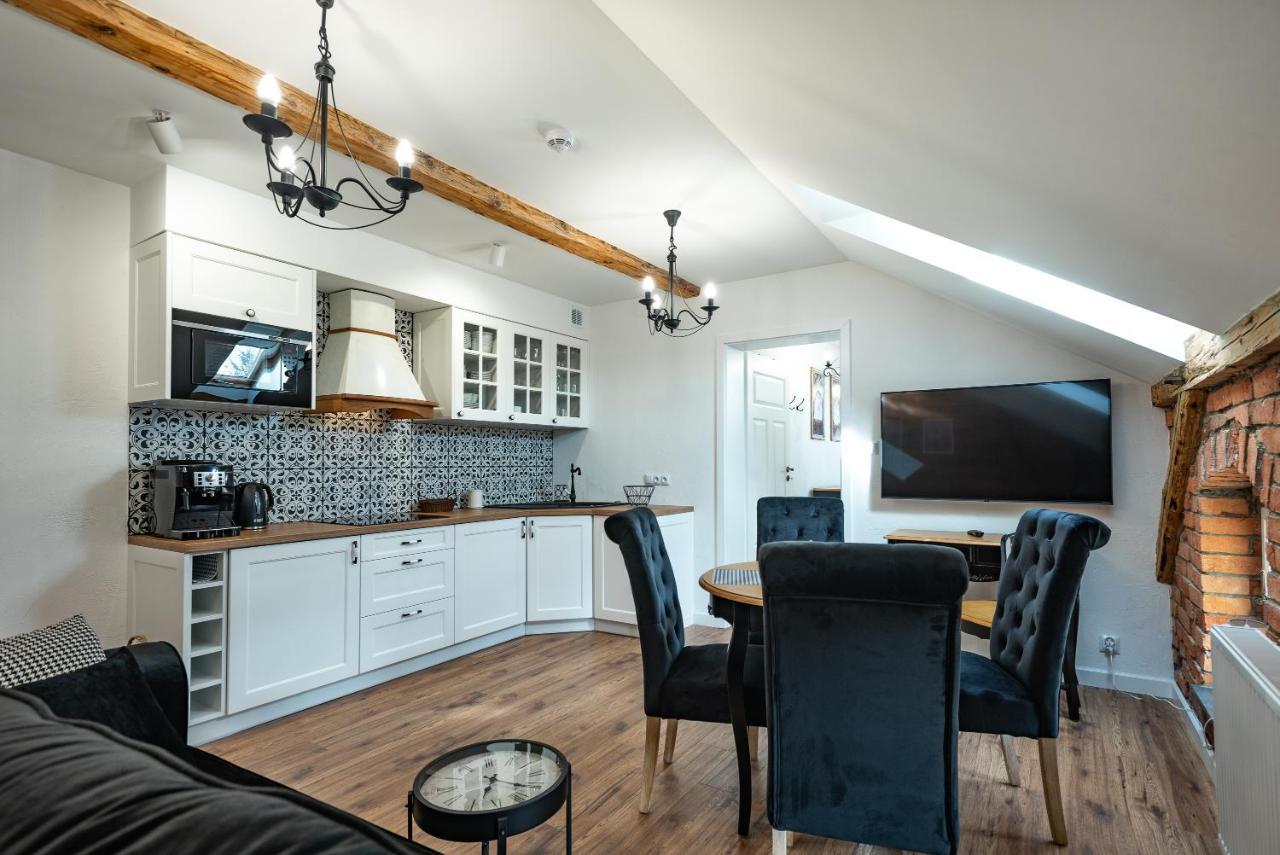 Dworek Wojanow Exteriér fotografie