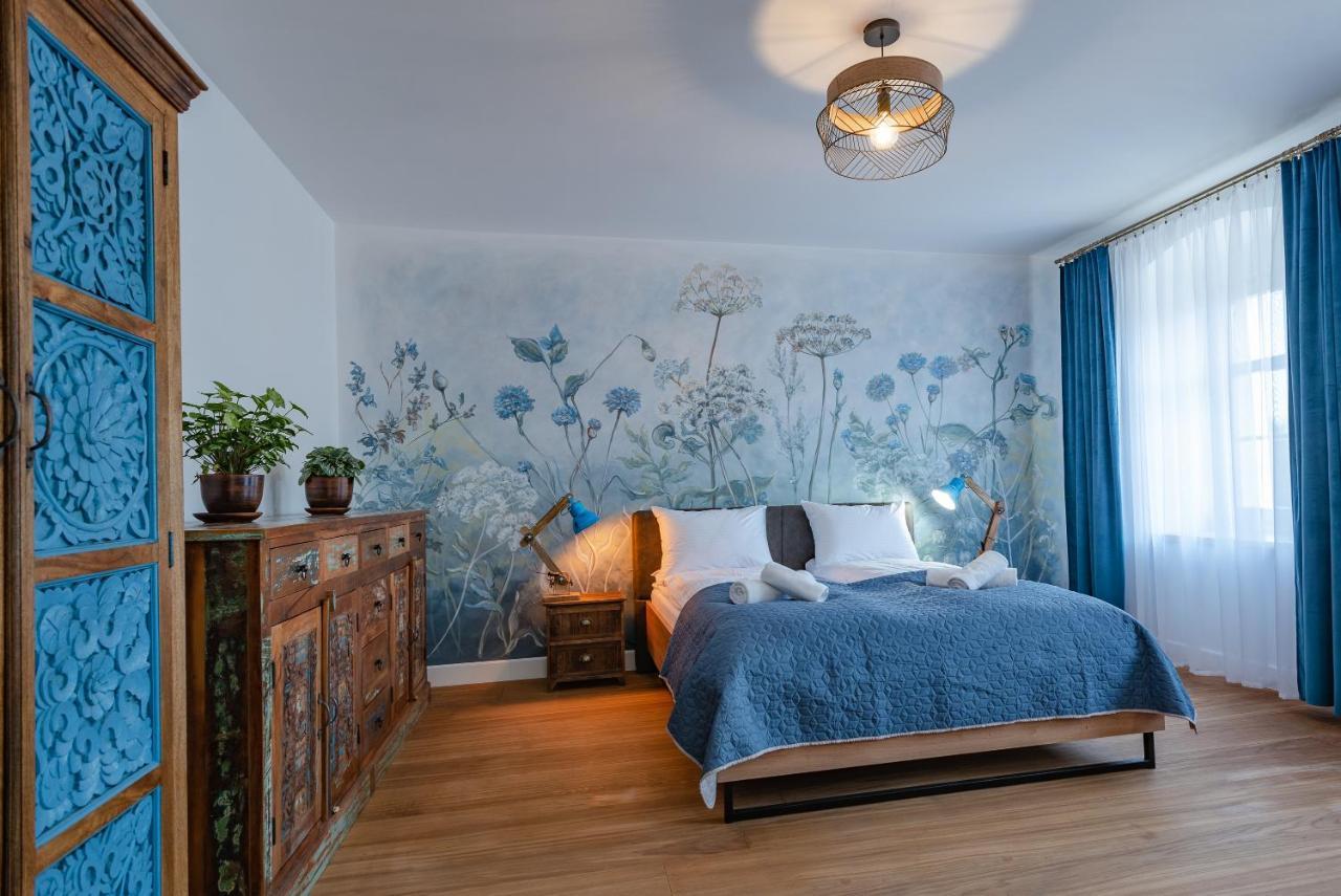 Dworek Wojanow Exteriér fotografie